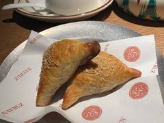 -纳鲁孜·新疆特色餐厅(上海悦荟广场店)