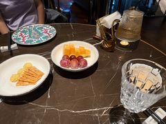 -海派悦庭·海胆烧麦·新融合菜(凯德广场店)