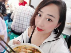 -文山荷鲜居(翠湖店)