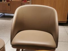 -星巴克臻选(上海中环广场2F店)