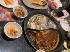 -井格重庆火锅(临平银泰城店)