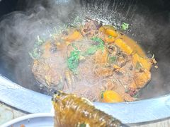 -锅老头海鲜铁锅炖
