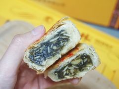 绿茸香苔月饼-功德林(南京西路店)