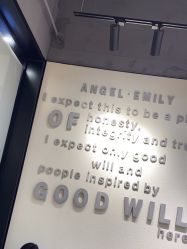 -EMILY 艾米莉 烫染沙龙