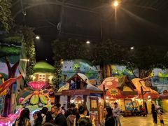-蓝精灵乐园·世茂精灵之城主题乐园