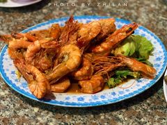 -Bờ kè Nhật Thi