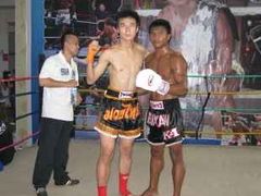 -拳霸泰拳MMA综合格斗搏击馆(浦东馆)