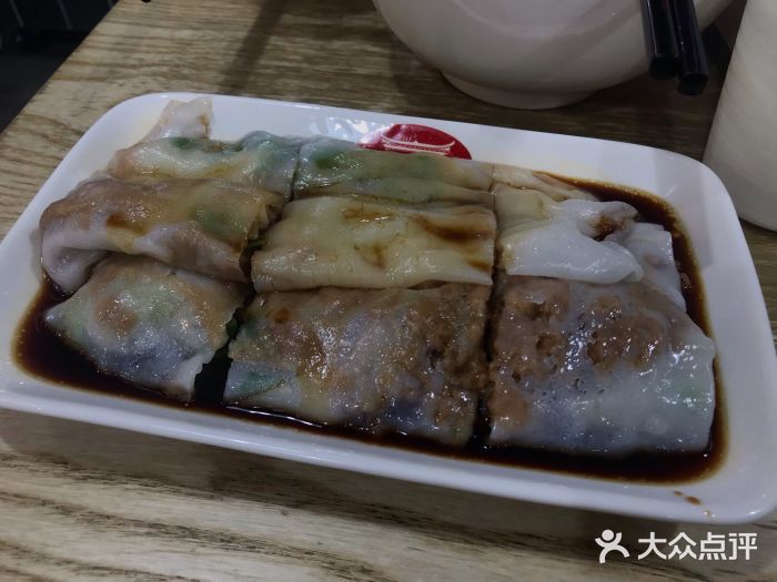 老广记石磨肠粉店猪肉肠图片