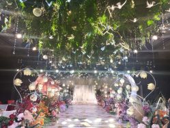 -红丝高端婚礼中心(旗舰店)