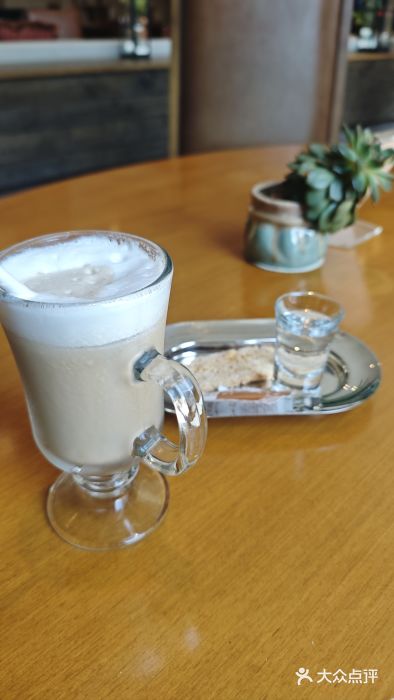 九寨鲁能希尔顿度假酒店·開图片