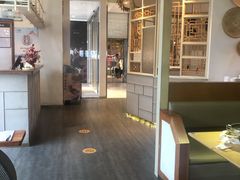 -关东小磨东北菜(上海长风大悦城店)