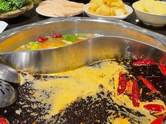 -重庆风光老灶火锅城(同德广场店)