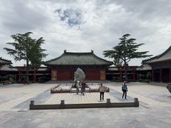 -开封府