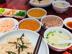 -裕兴记•蟹黄面馆(人民广场店)