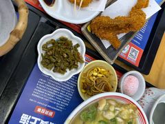 -哈灵现炒本帮面(宁波路店)