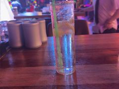 -喜鹊音乐酒馆(西街店)