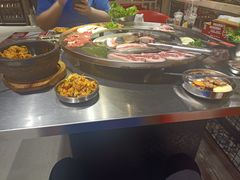 -哈哈碳都·牛肋条无限自助烤肉(台江万达店)