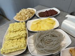 -光头药膳鸡(莱茵小镇店)