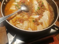 -爱碗亭·鲜炒湖南菜(壹城中心店)