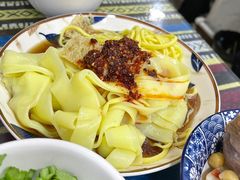 凉皮-園丁烤肉缸子肉