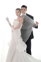 -金夫人婚纱摄影(西昌店)