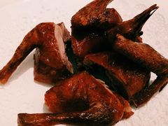 脆皮沙田乳鸽-衡山汇·高级粤菜(霄云路店)