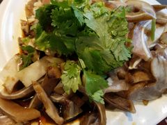 -缘福乡村铁锅炖民宿(八达岭店)