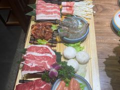 -明洞阿姨·韩式酱蟹烤肉·创意料理(三元桥店)