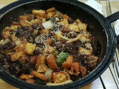 -老钟家烤羊排·敦伊阁清真餐厅胡羊焖饼