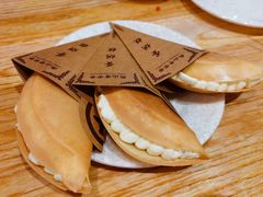 奶油肉松蛋烘糕-嘉州叶婆婆钵钵鸡(建设路店)