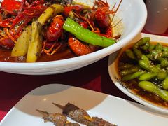-龙巢盱眙龙虾·牛蛙·烧烤宵夜(八卦岭店)