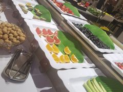 -腾阁自助餐厅(朝林广场店)