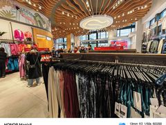 -lululemon(比斯特购物村店)