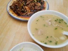 -温记府廟豆汤饭·始于1955年(海椒店)