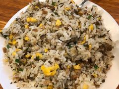 特色臊子蛋炒饭-嘉州叶婆婆钵钵鸡(建设路店)