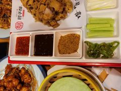 -肘子酥·天津菜·特色捞面(德云社店)
