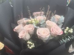 -亭亭鲜花店(中山北路店)