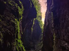 -龙水峡地缝景区