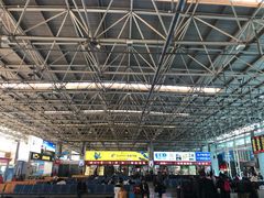 -昆明火车站(地铁站)