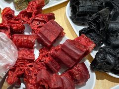 -李与白包子铺(桐梓林店)