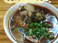 生烫牛肉粉-王记生烫牛杂面馆(兰陵路店)