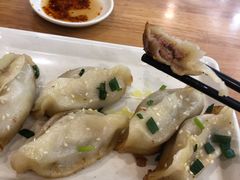 -小姜锅贴(凤凰街店)