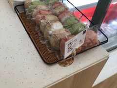 -顶东面包花园·生日蛋糕(世博店)