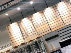 -喜茶(上海打浦桥日月光gelato lab+店)