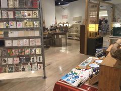 -诚品(信义店)