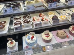 -85度C(生甜甜圈研究工坊·上海平凉店)