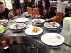 -钱小主·自助回旋烤肉火锅餐厅(东方新天地店)