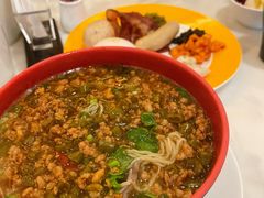 -深圳富苑皇冠假日套房酒店