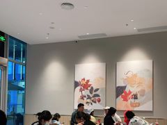 大堂-Tims天好咖啡·贝果(拉斐尔云廊店)