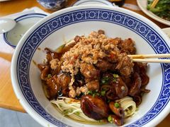 大肠面加辣肉-沪西老弄堂面馆(定西路店)